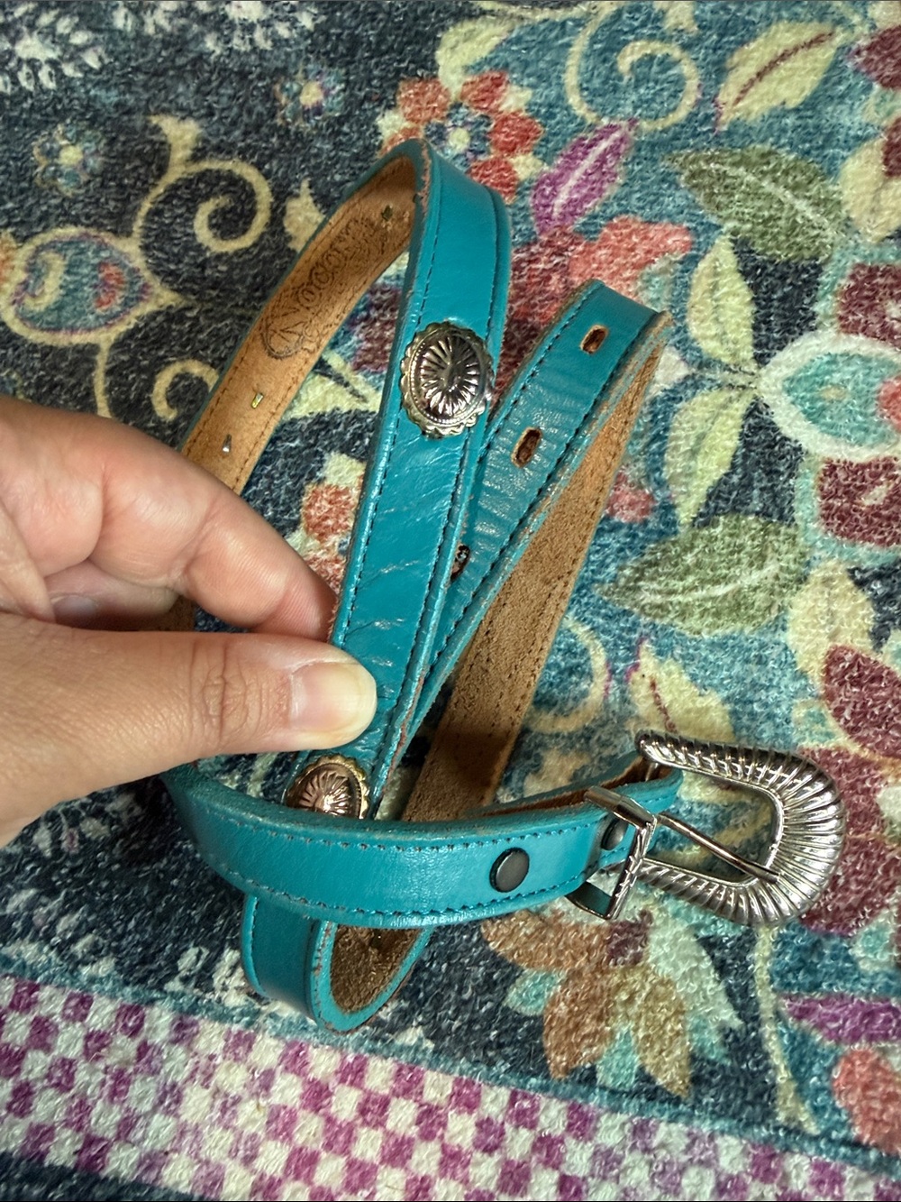 Nocona women’s turqouise western belt size 28